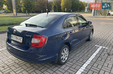 Ліфтбек Skoda Rapid 2015 в  фото 8 Ліфтбек Skoda Rapid 2015 в