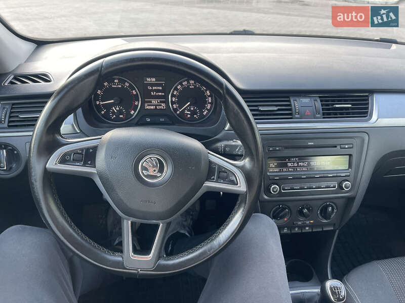 Ліфтбек Skoda Rapid 2015 в Луцьку