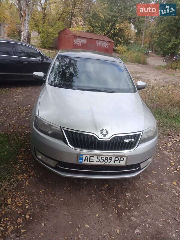 Лифтбек Skoda Rapid 2013 в 