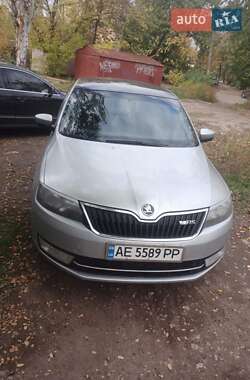 Лифтбек Skoda Rapid 2013 в 