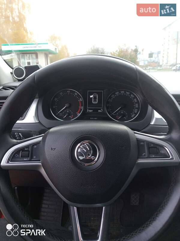 Хетчбек Skoda Rapid 2015 в Івано-Франківську