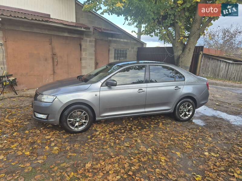 Лифтбек Skoda Rapid 2013 в Киеве фото 4 Лифтбек Skoda Rapid 2013 в Киеве