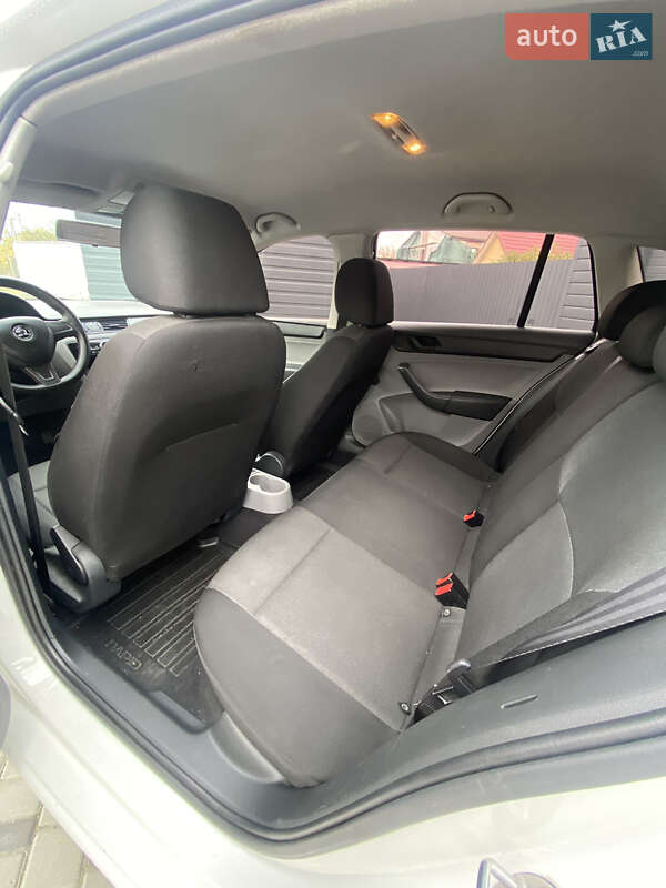 Хэтчбек Skoda Rapid 2015 в Белой Церкви фото 19 Хэтчбек Skoda Rapid 2015 в Белой Церкви