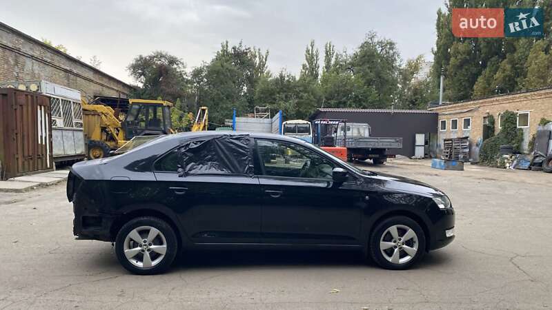 Лифтбек Skoda Rapid 2013 в Киеве