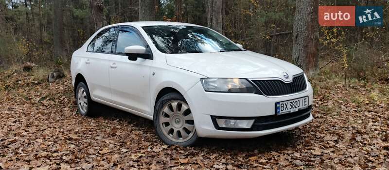 Лифтбек Skoda Rapid 2013 в Полонном