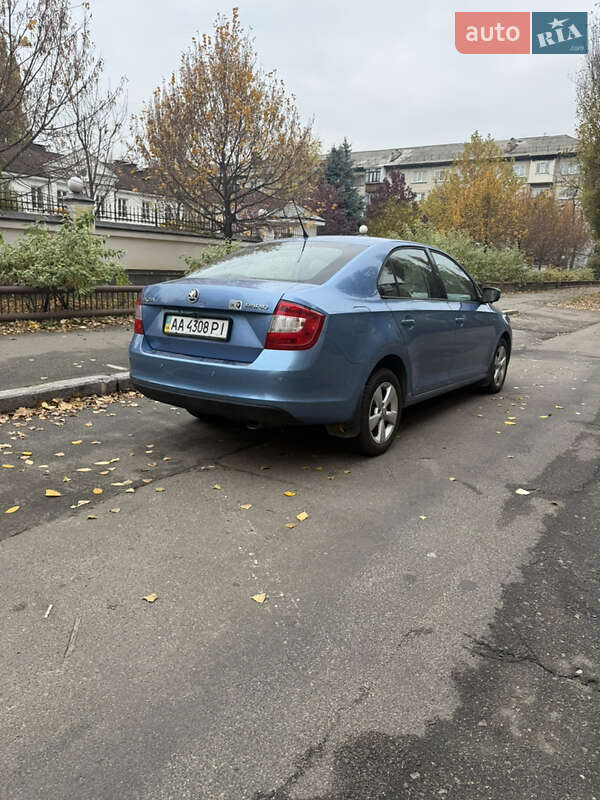 Лифтбек Skoda Rapid 2013 в Киеве фото 5 Лифтбек Skoda Rapid 2013 в Киеве