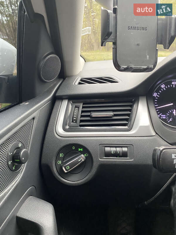 Лифтбек Skoda Rapid 2016 в Киеве