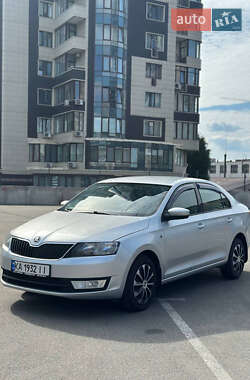 Лифтбек Skoda Rapid 2015 в Киеве