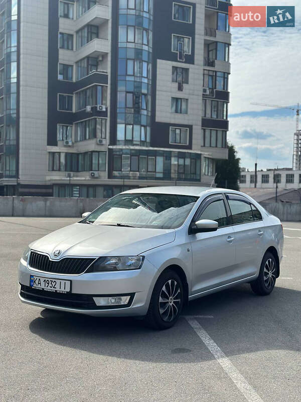 Ліфтбек Skoda Rapid 2015 в Києві фото Ліфтбек Skoda Rapid 2015 в Києві