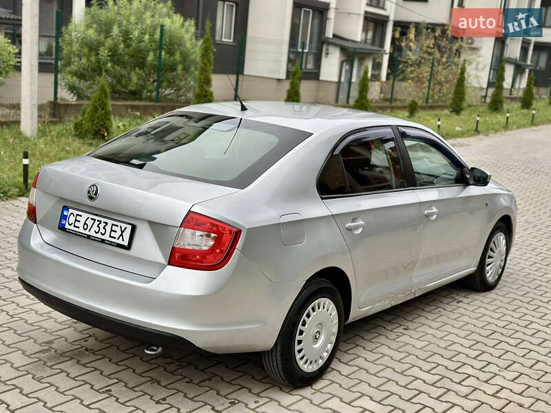 Лифтбек Skoda Rapid 2013 в Черновцах