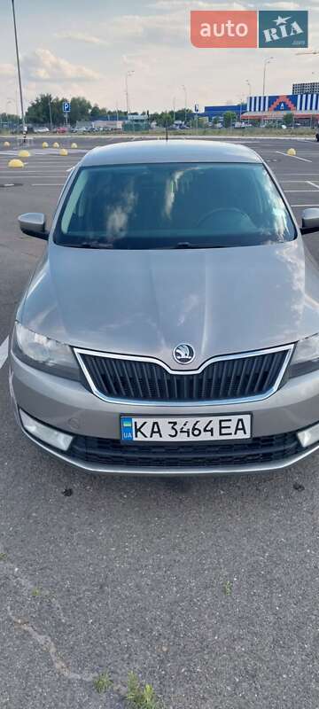 Лифтбек Skoda Rapid 2013 в Киеве