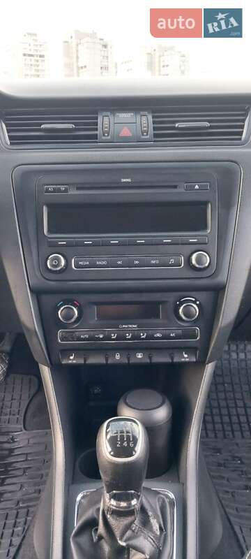 Лифтбек Skoda Rapid 2013 в Киеве