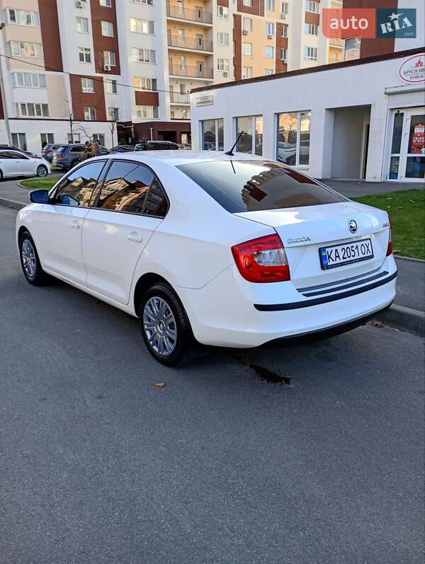 Лифтбек Skoda Rapid 2016 в Киеве фото 4 Лифтбек Skoda Rapid 2016 в Киеве