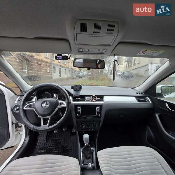 Ліфтбек Skoda Rapid 2015 в Тернополі