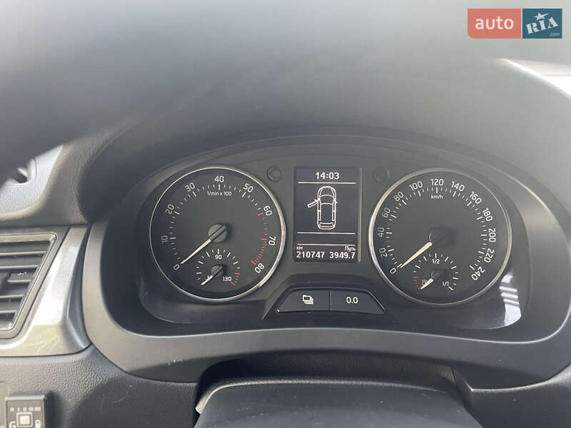 Хэтчбек Skoda Rapid 2014 в Харькове фото 8 Хэтчбек Skoda Rapid 2014 в Харькове