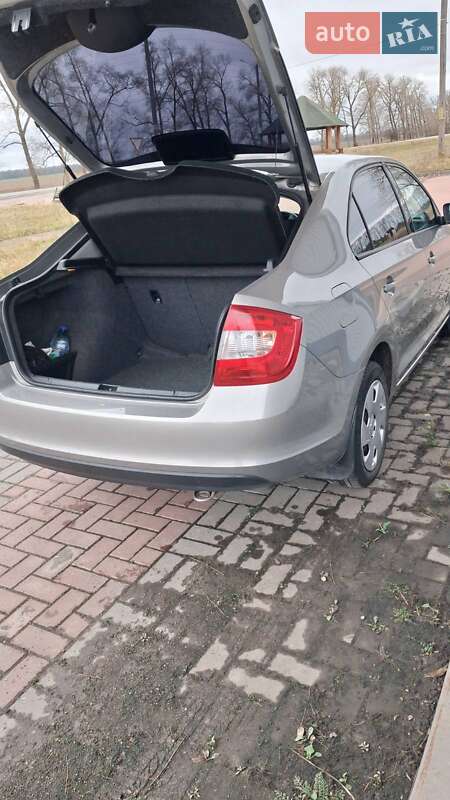 Лифтбек Skoda Rapid 2013 в Шостке