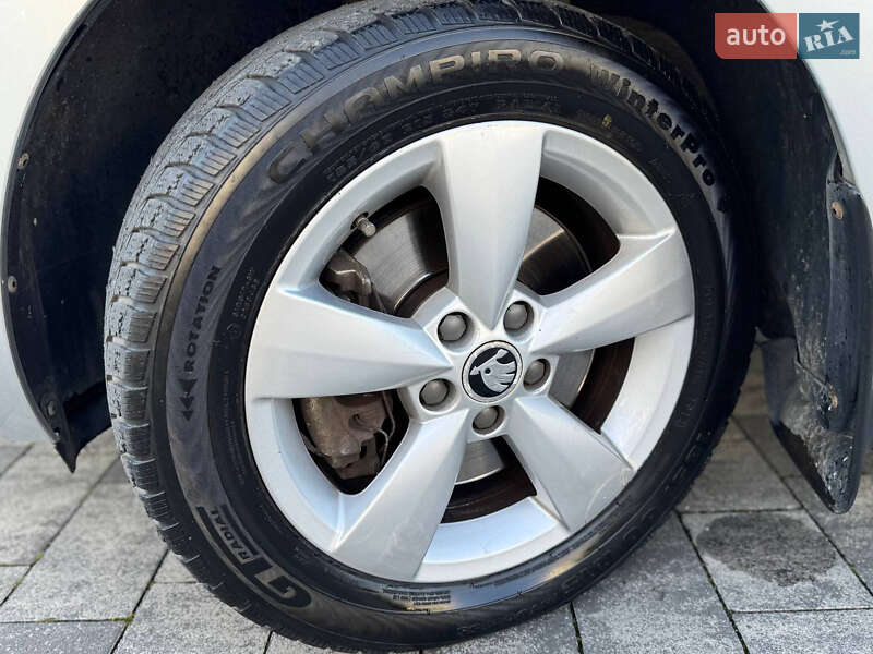 Хэтчбек Skoda Rapid 2013 в Мукачево