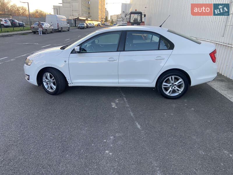 Лифтбек Skoda Rapid 2013 в Луцке