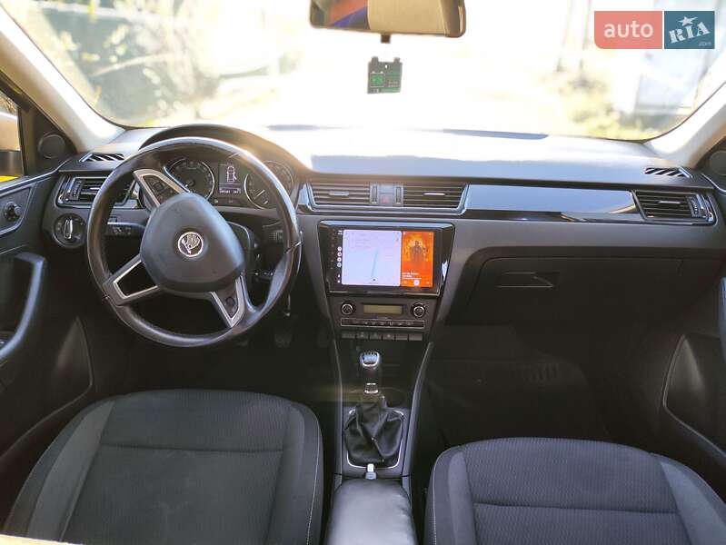 Ліфтбек Skoda Rapid 2014 в Ужгороді