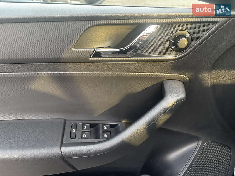 Лифтбек Skoda Rapid 2013 в Полтаве фото 19 Лифтбек Skoda Rapid 2013 в Полтаве