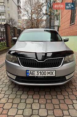 Лифтбек Skoda Rapid 2013 в Днепре