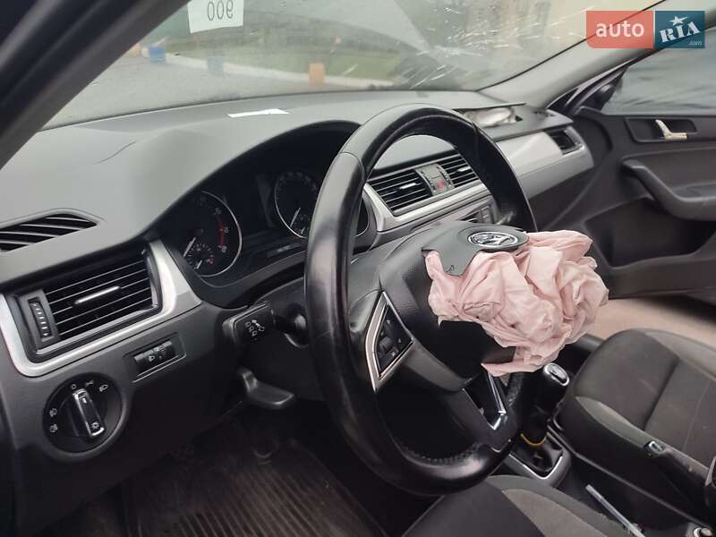 Лифтбек Skoda Rapid 2017 в Днепре