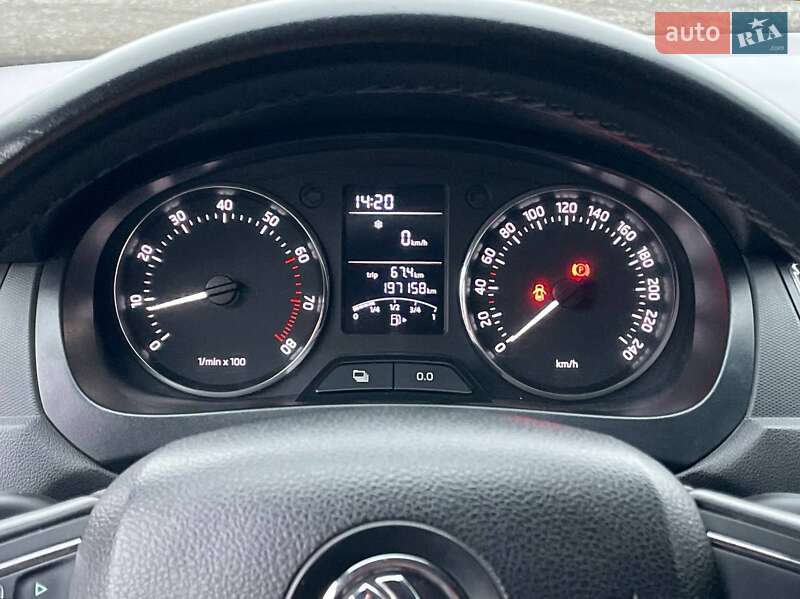 Ліфтбек Skoda Rapid 2013 в Києві фото 18 Ліфтбек Skoda Rapid 2013 в Києві