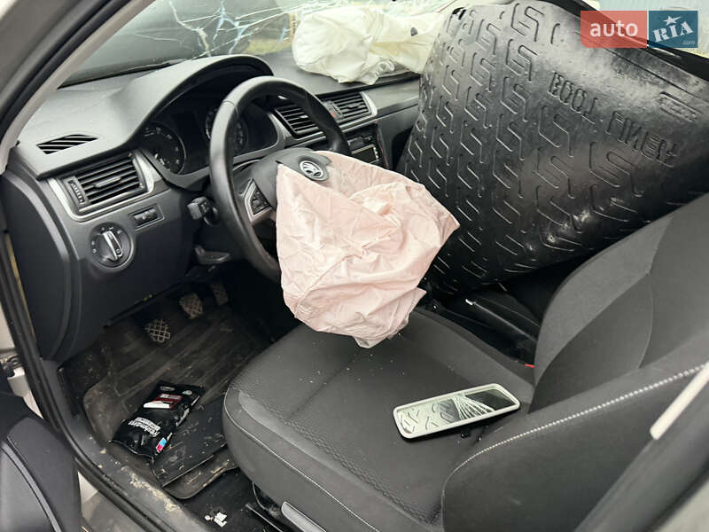 Лифтбек Skoda Rapid 2014 в Одессе фото 3 Лифтбек Skoda Rapid 2014 в Одессе