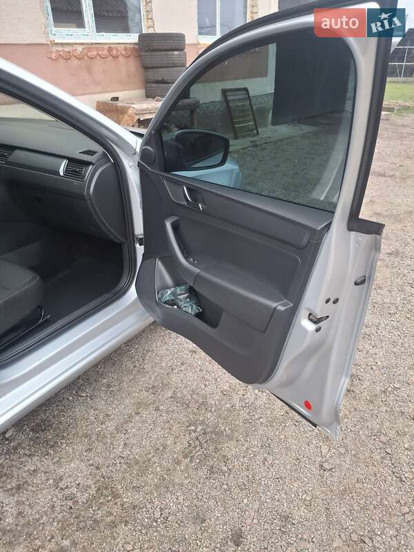 Лифтбек Skoda Rapid 2013 в Бобринце фото 9 Лифтбек Skoda Rapid 2013 в Бобринце