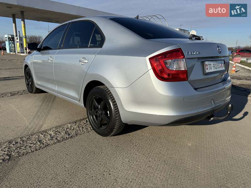 Ліфтбек Skoda Rapid 2012 в Ужгороді