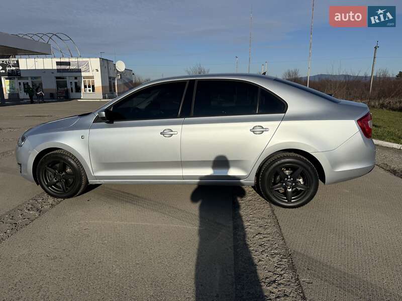 Ліфтбек Skoda Rapid 2012 в Ужгороді