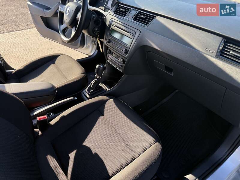 Ліфтбек Skoda Rapid 2012 в Ужгороді