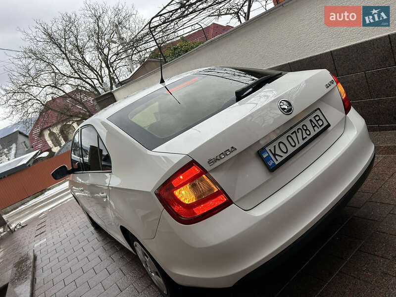 Лифтбек Skoda Rapid 2013 в Тячеве