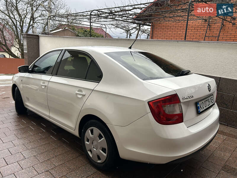 Лифтбек Skoda Rapid 2013 в Тячеве