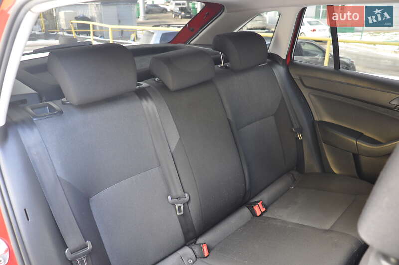 Хетчбек Skoda Rapid 2014 в Львові фото 25 Хетчбек Skoda Rapid 2014 в Львові