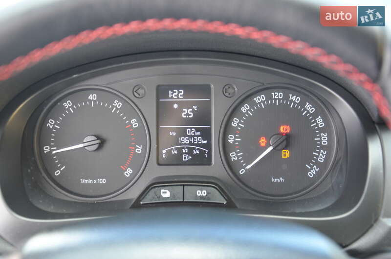 Хетчбек Skoda Rapid 2014 в Львові фото 31 Хетчбек Skoda Rapid 2014 в Львові