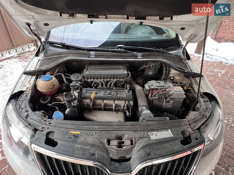 Лифтбек Skoda Rapid 2013 в Харькове