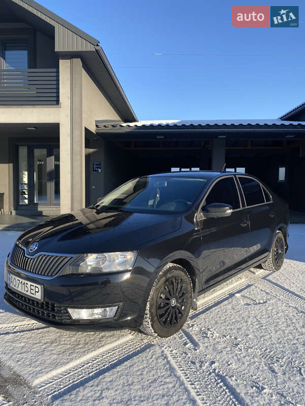 Лифтбек Skoda Rapid 2015 в Иршаве