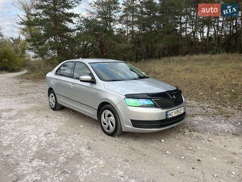 Ліфтбек Skoda Rapid 2014 в Кам'янському