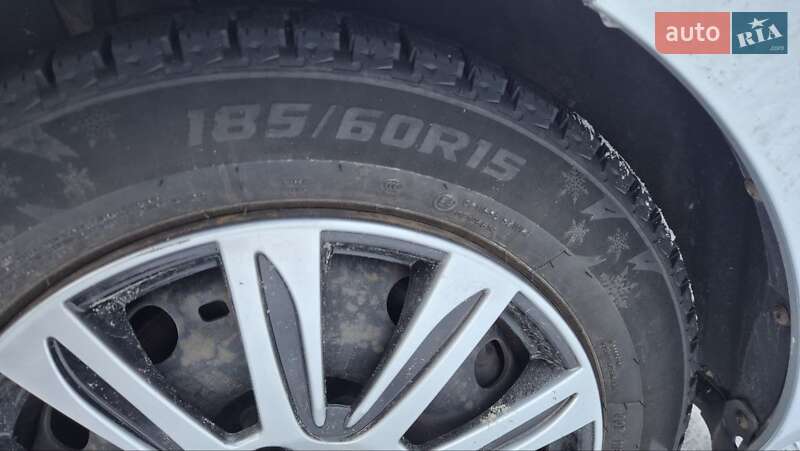 Хэтчбек Skoda Rapid 2014 в Киеве