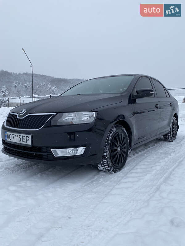Лифтбек Skoda Rapid 2015 в Иршаве