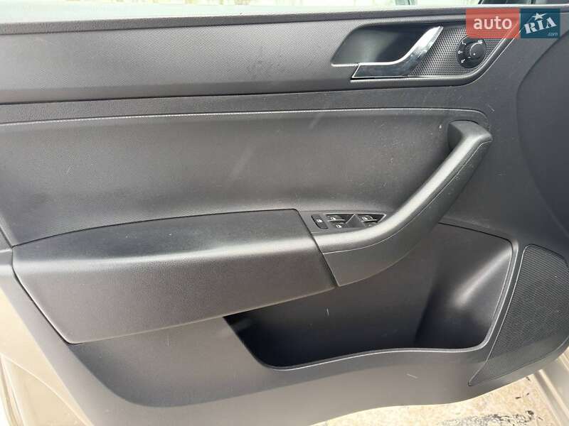 Лифтбек Skoda Rapid 2013 в Ахтырке фото 17 Лифтбек Skoda Rapid 2013 в Ахтырке