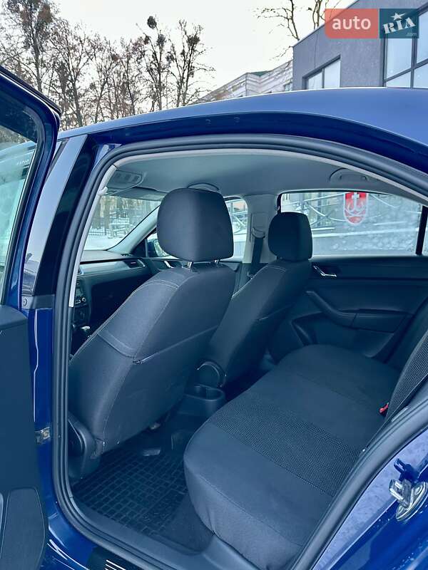 Лифтбек Skoda Rapid 2015 в Виннице фото 29 Лифтбек Skoda Rapid 2015 в Виннице