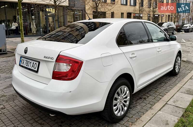 Лифтбек Skoda Rapid 2016 в Киеве