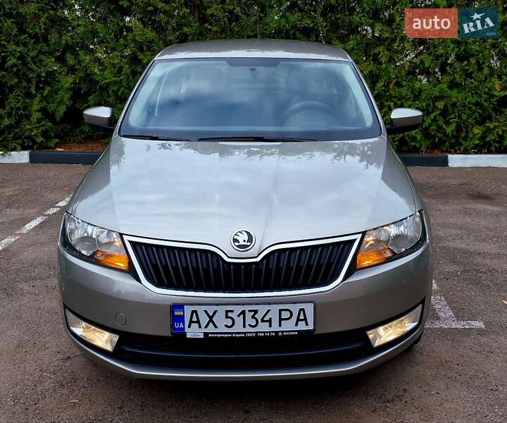 Лифтбек Skoda Rapid 2013 в Песочине фото Лифтбек Skoda Rapid 2013 в Песочине