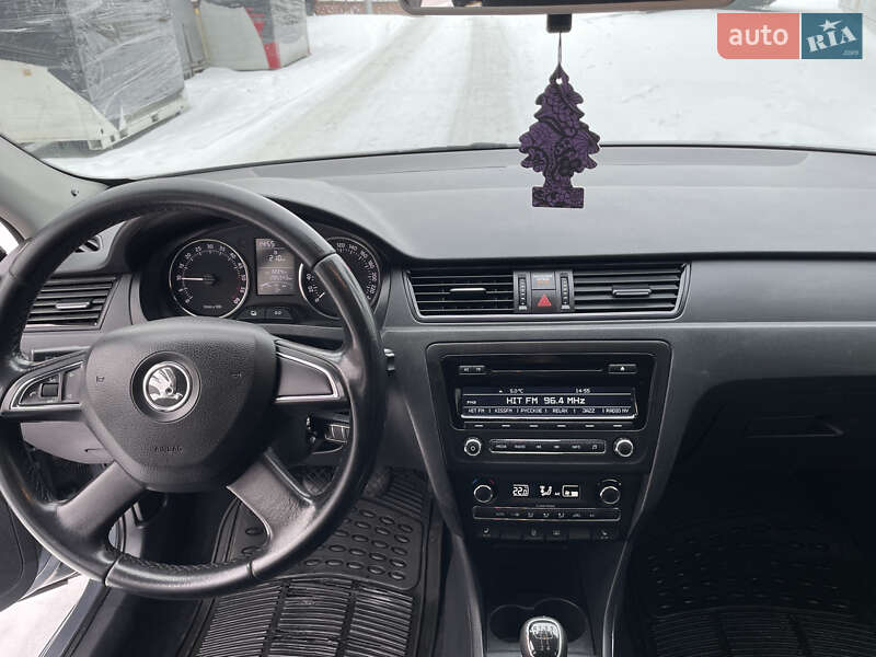 Лифтбек Skoda Rapid 2013 в Киеве фото 27 Лифтбек Skoda Rapid 2013 в Киеве