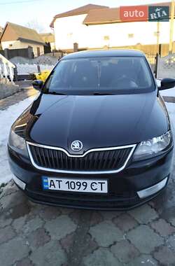 Хэтчбек Skoda Rapid 2012 в Рогатине