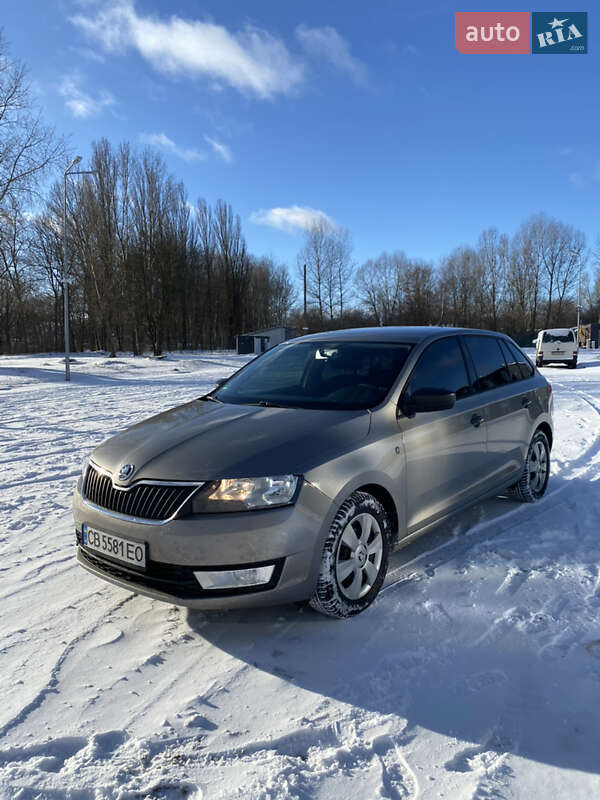 Хэтчбек Skoda Rapid 2014 в Чернигове фото 3 Хэтчбек Skoda Rapid 2014 в Чернигове