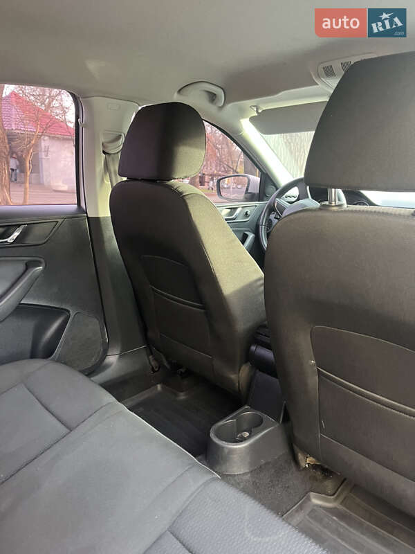 Ліфтбек Skoda Rapid 2013 в Одесі фото 15 Ліфтбек Skoda Rapid 2013 в Одесі