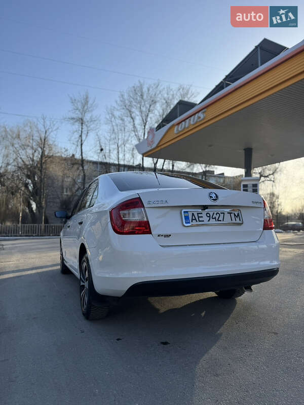 Лифтбек Skoda Rapid 2013 в Днепре